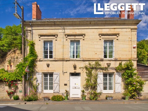   Sud Val de Loire, magnifique maison de ma�tre en tuffeau avec terrasse et jardin. Toutes  commodit�s  � pied Maison - 5 pi�ce(s) - 175 m�