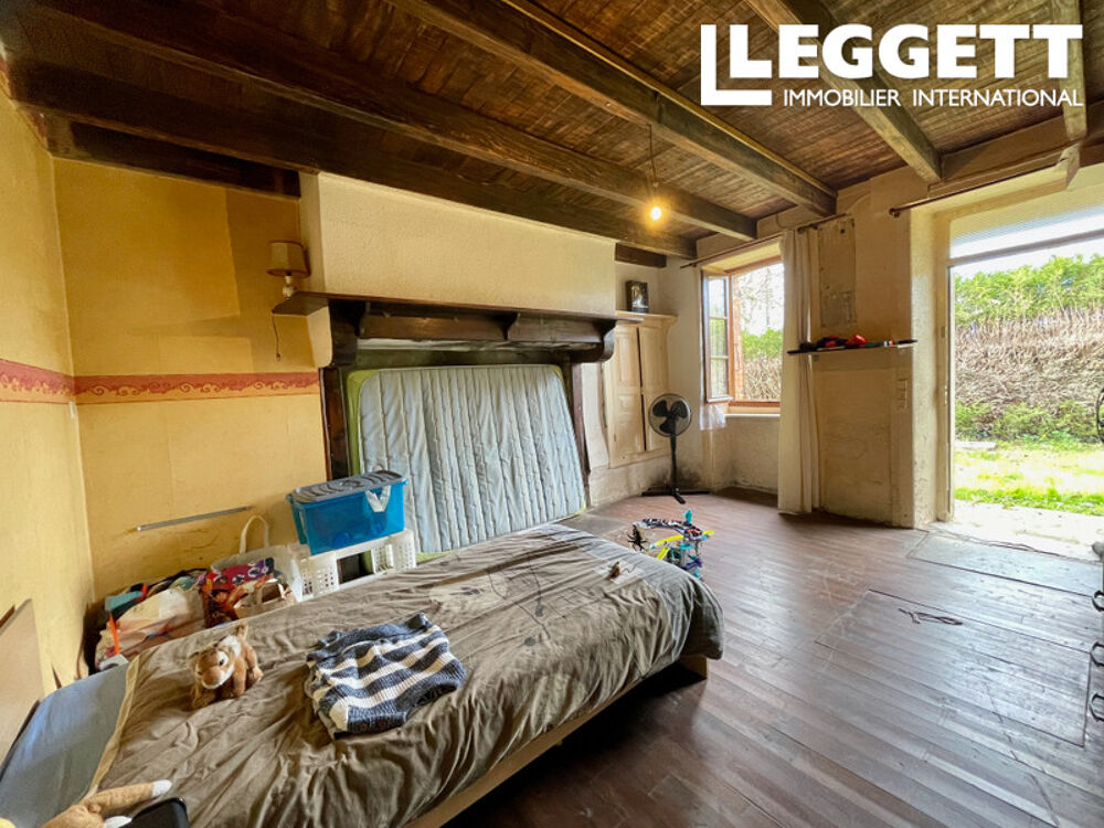 Maison de 75m2 avec possibilité d'agrandissement, jardin et appentis dans petit hameau
