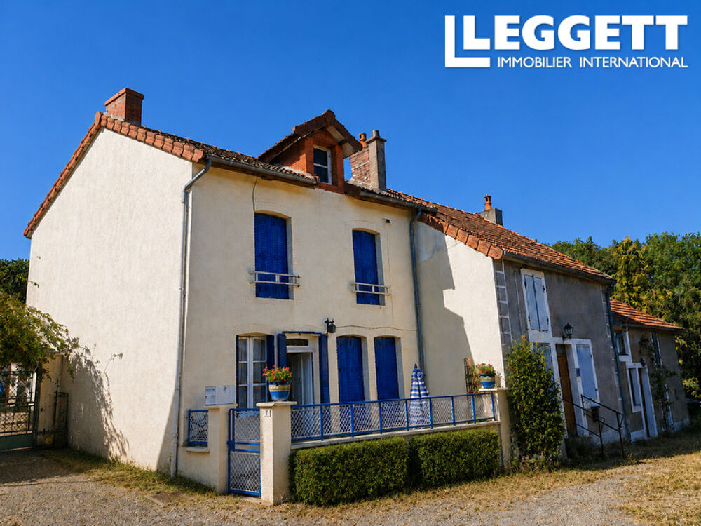 Vente Maison Maison de campagne de 7pieces avec jardin en terrasses clos dans un village tranquille de Saône-et-Loire Saisy