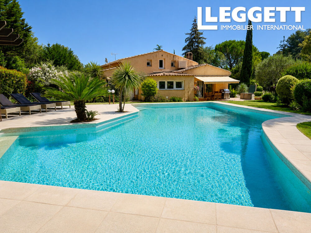 Vente Maison Mougins ? Charmante villa familiale (185 m²) de 5 chambres avec piscine chauffée et vaste jardin paysager Mougins