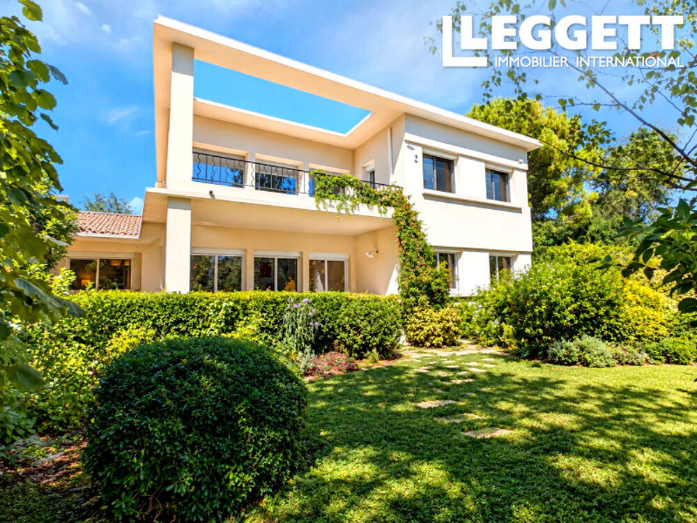 Maison 10 pièces 196 m² · à Avignon · 196 m² · 570 000 €
