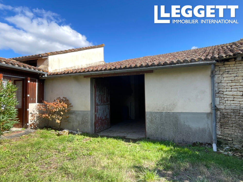 Vente Maison Deux maisons près des commerces, avec des bâtiments, jardin clos et jardin potager non attenant. Marcillac-lanville