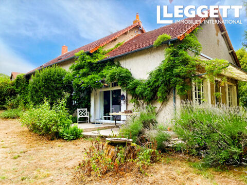   Belle maison de 5 chambres avec cottage s�par� de 2 chambres dans un Arboretum de 1 Ha dans le Cher Maison - 10 pi�ce(s) - 281 m�