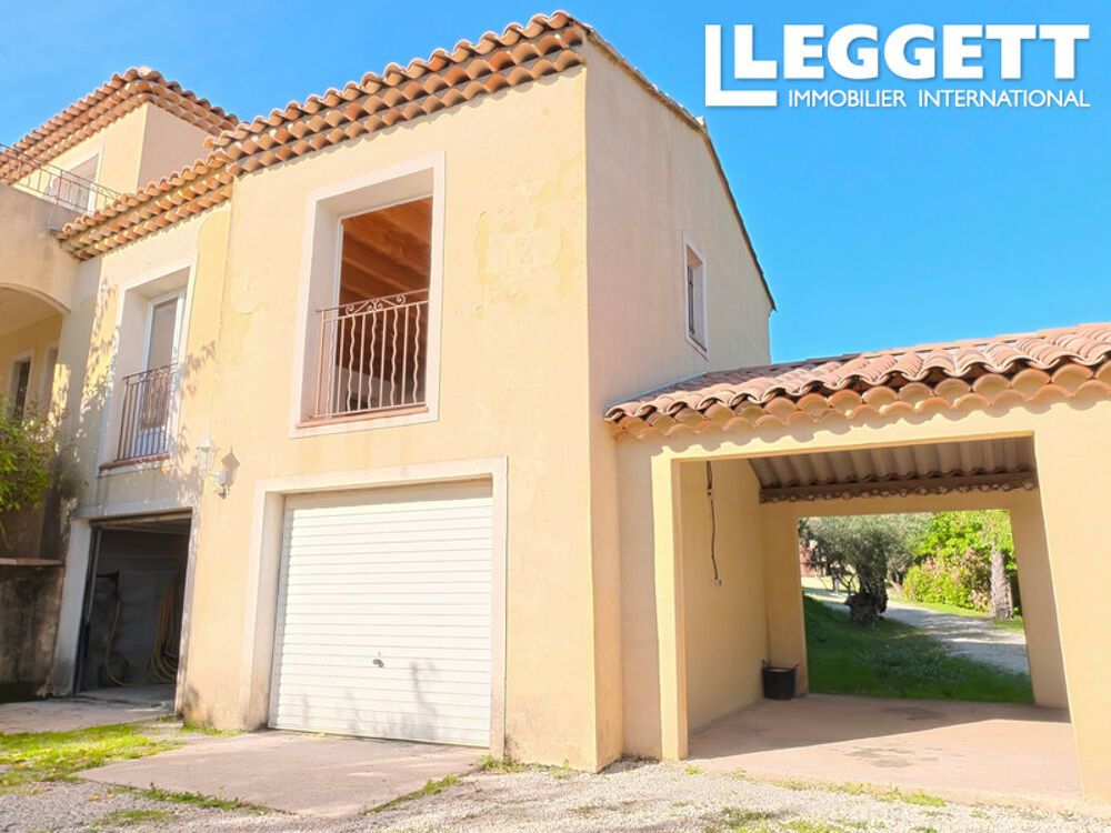 Vente Maison Villa de 200 m² avec trois suites parentales et deux garages, située à Plan-d?Aups-Sainte-Baume. Plan-d'aups-sainte-baume
