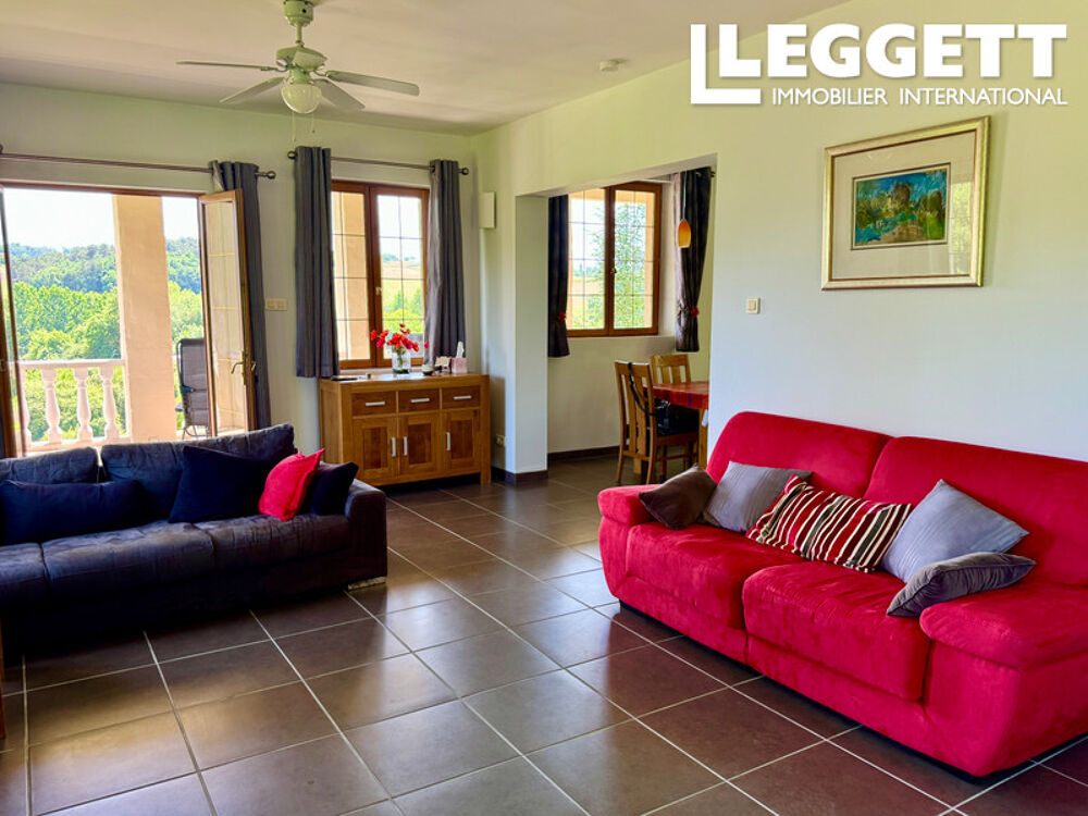 Vente Maison Villa indépendante de 4 chambres, emplacement charmant avec une vue magnifique, en parfait état. RibÉrac