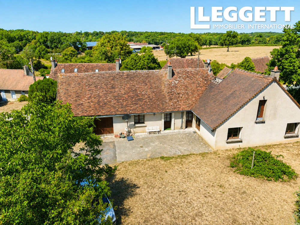 Charmante maison, proche de La Trimouille, avec terrain de 2 180 m²