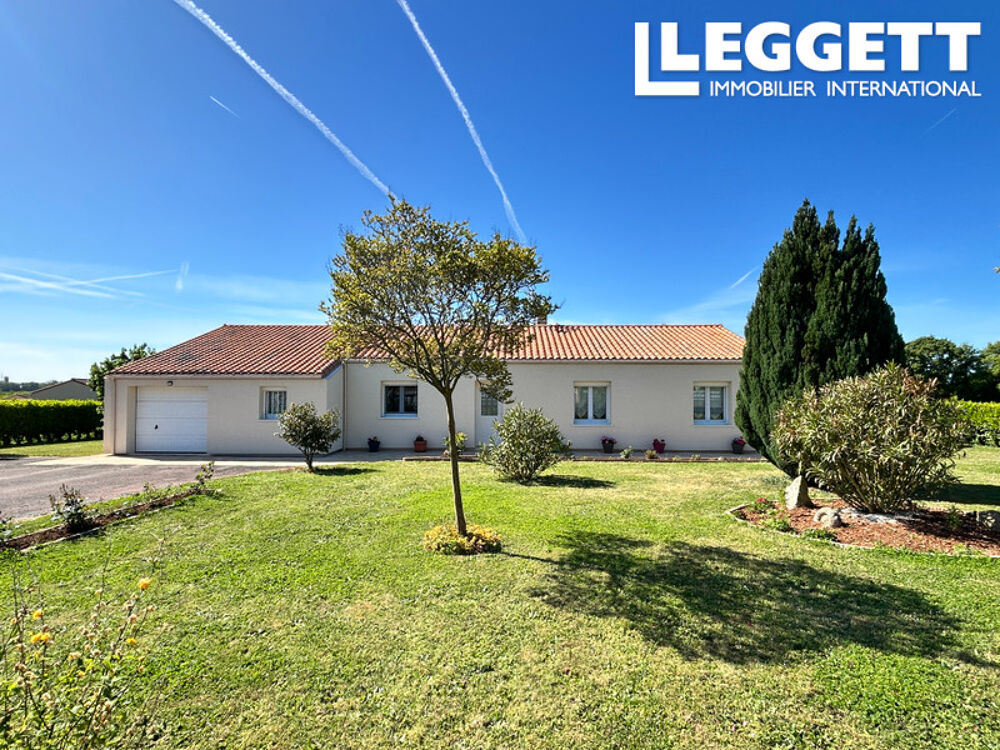 Vente Maison Maison de 123M² de 1997, 5 piéces constituée de quatres chambres, salon-séjour,garage,sur un terrain de 3300M² Saint-romans-lÈs-melle