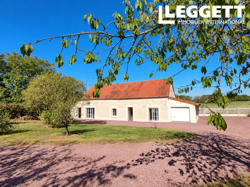 Leggett Immo Maison en pierre rénovée ? 3 chambres, 100 m², jardin, garage. Commerces à pied. Isigny-sur-Mer