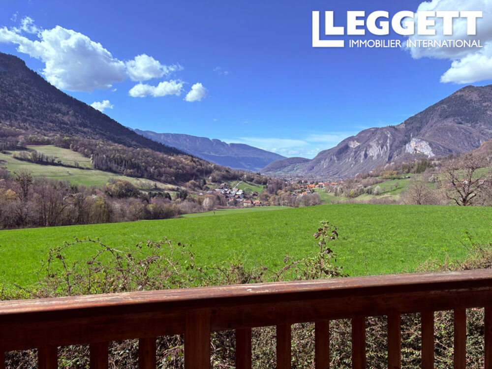 Chalet traditionnel de charme avec vue panoramique exceptionnelle sur les montagnes
