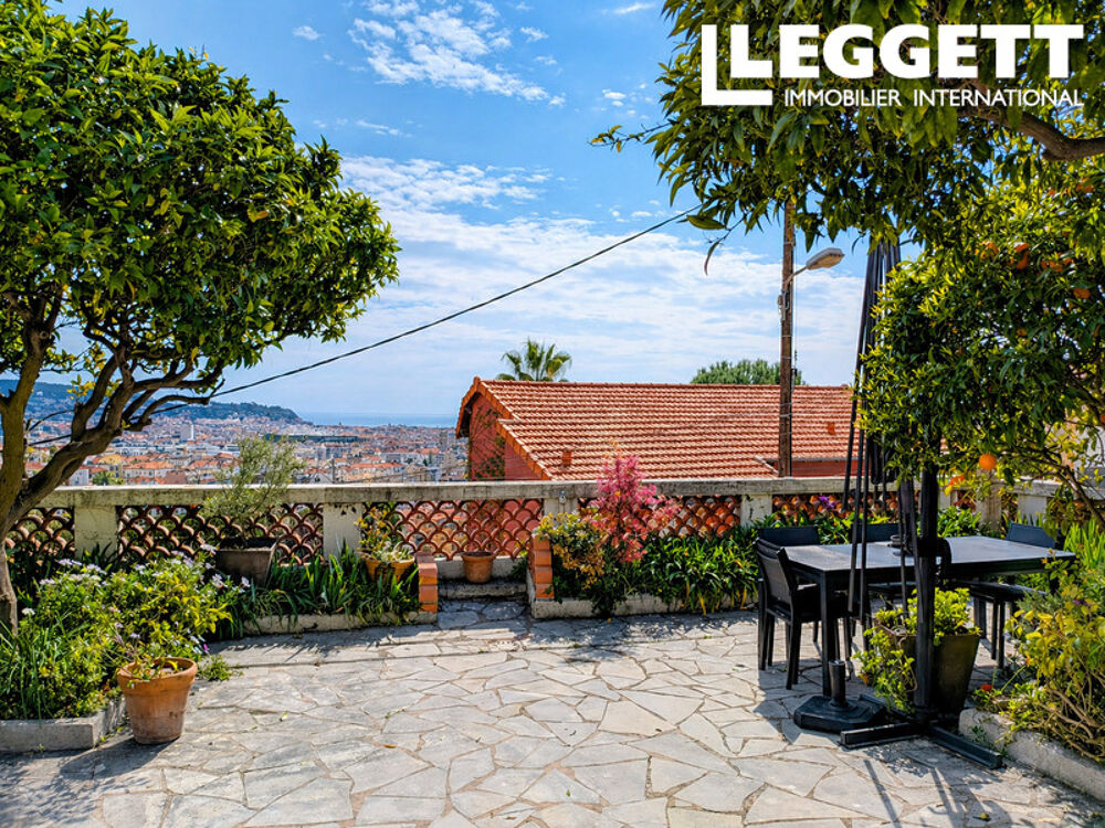 Vente Maison Charmante maison niçoise de 6 pièces avec vue panoramique sur la mer et piscine privée Nice