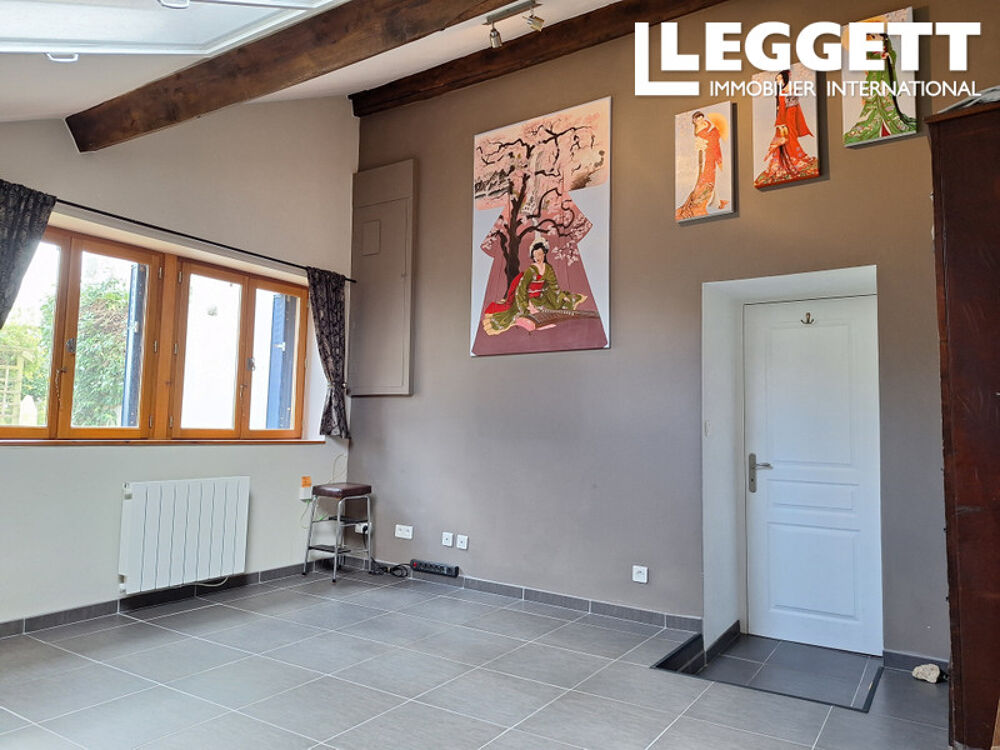 Vente Maison Maison de campagne indépendante avec 3 chambres, grange, atelier, remise à bois et jardin. Saint-dizier-masbaraud