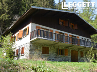 Vente Maison Dans un cadre insolite et privilegé, un grand Chalet a renover a Champagny le Haut Champagny-en-vanoise
