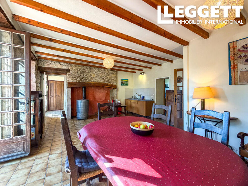 Vente Maison En Périgord Noir, longère de charme de plus de 300 m² avec gîte, piscine, tennis et parc naturel Thenon