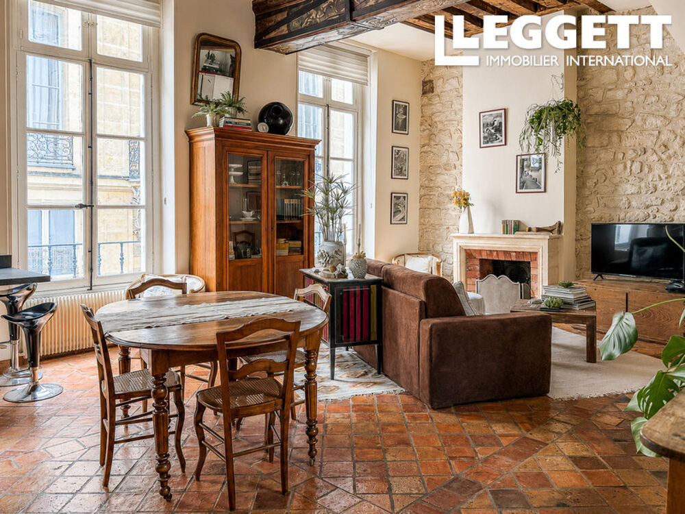 Vente Appartement Paris 4e ? Île Saint-Louis ? Exceptionnel appartement avec poutres peintes du XVIIe et 3,60 m sous plafond Paris 4