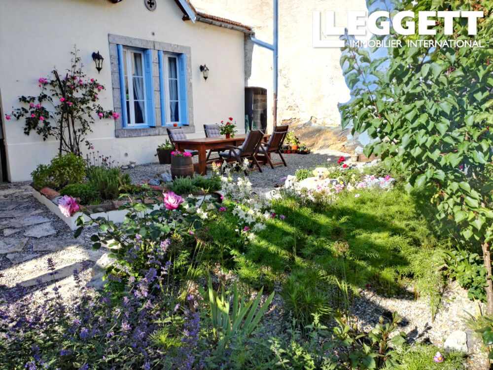 Maison 9 pièces 249 m² · à Ginoles · 249 m² · 299 000 €