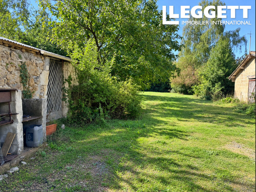 Maison de campagne avec 3 chambres, toiture neuve, dépendances et terrain de 5 826 m², à 10 min de La Mothe-Sa