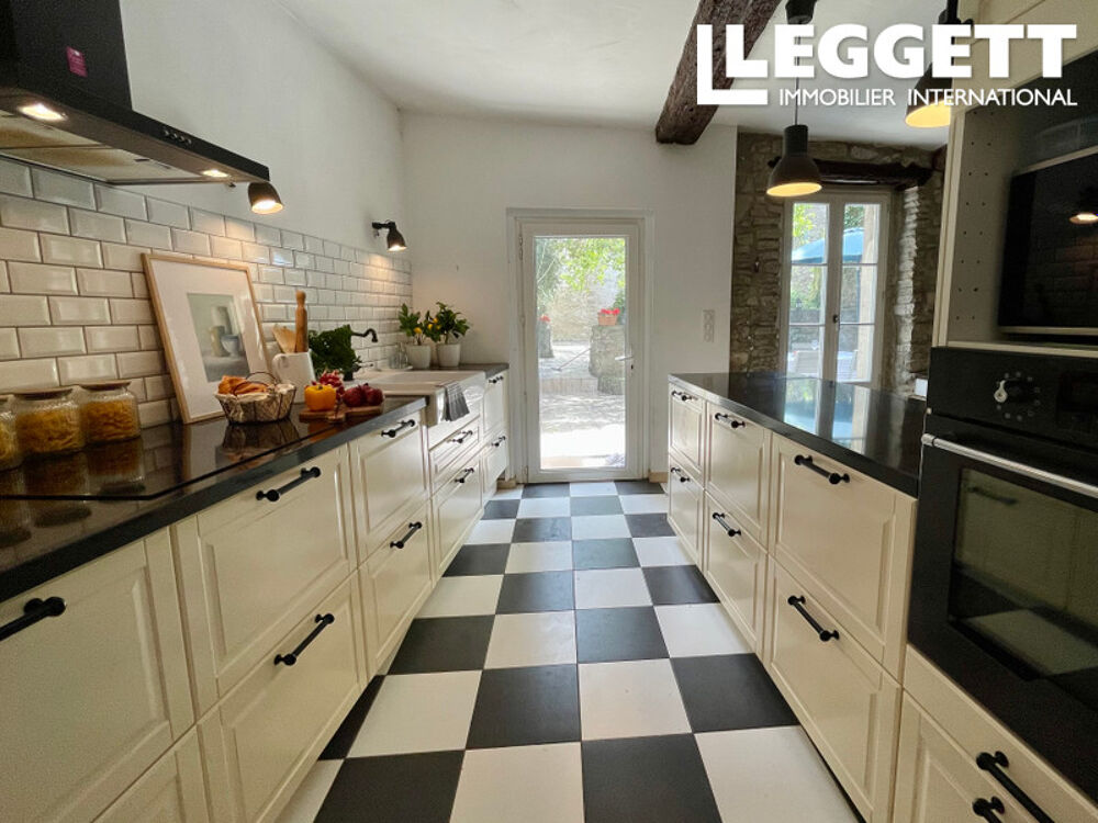 Vente Maison Maison de village en pierre rénovée avec 4 chambres et terrasses privées, Minervois La liviniÈre