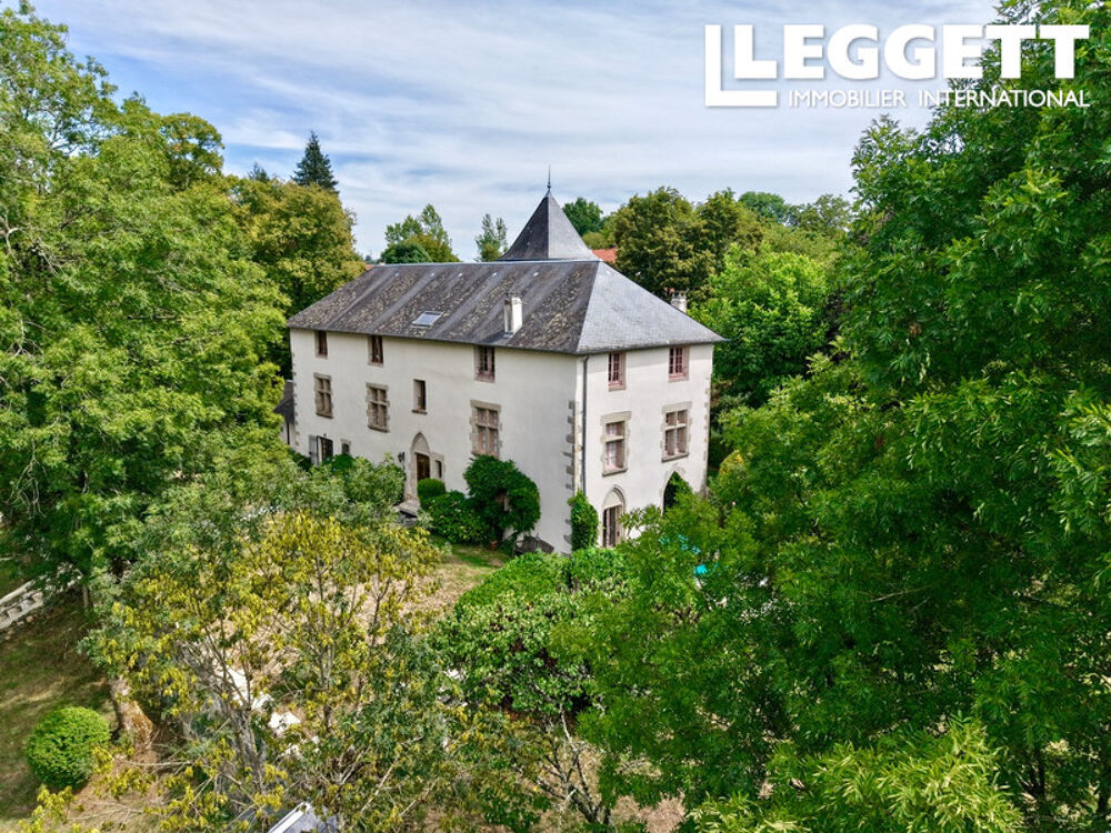 Maison 8 pièces 362 m² · à Tulle · 362 m² · 699 990 €