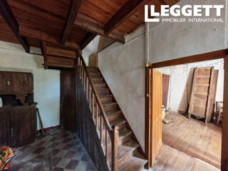 Vente Maison Exclusivité : maison en pierre à restaurer, dépendances et terrain de 1 693 m² à Pessac-sur-Dordogne Pessac-sur-dordogne