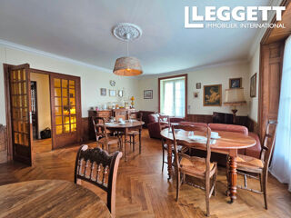  Maison � vendre 9 pi�ces 233 m�