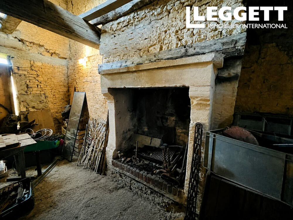 Vente Maison Ancien corps de ferme normand du XVIIIe en pierre et dépendances à rénover sur un terrain de plus de 5 000 m² Chambois