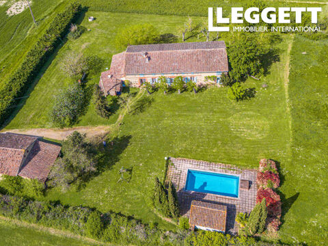   Ferme toulousaine r�nov�e, 295 m� habitable, 8 500m� de terrain, piscine. 30 km Sud de Toulouse Maison - 7 pi�ce(s) - 296 m�
