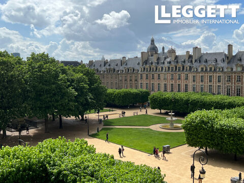 Exceptionnel : Place des Vosges, Pavillon de la Reine, duplex, 6 pièces, 237 m², terrasse, vues panoramiques. 4800000 Paris 3