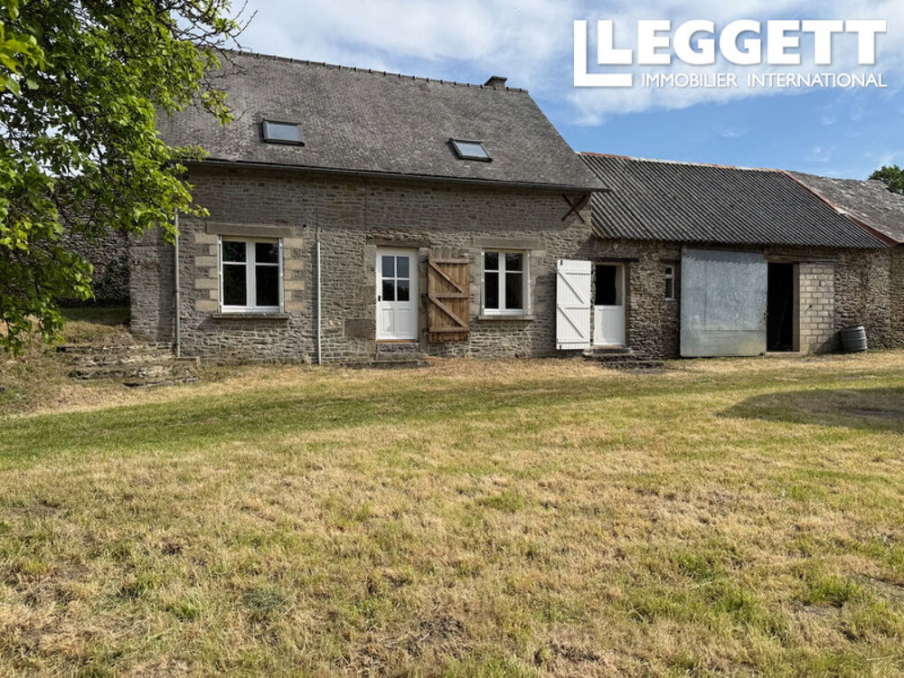 SOUS OFFRE - Propriété de campagne avec 2,1 hectares, dépendances et potentiel d'aménagement
