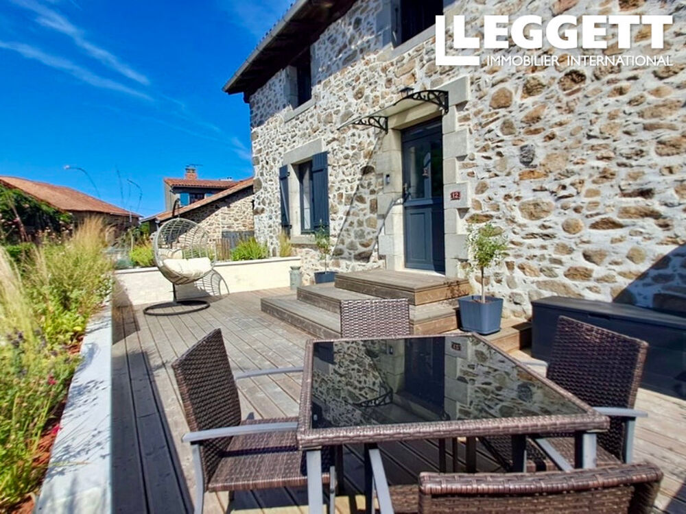 Belle maison individuelle de 3 chambres, magnifiquement rénovée, située au c?ur d'un hameau et dotée d'un bâti