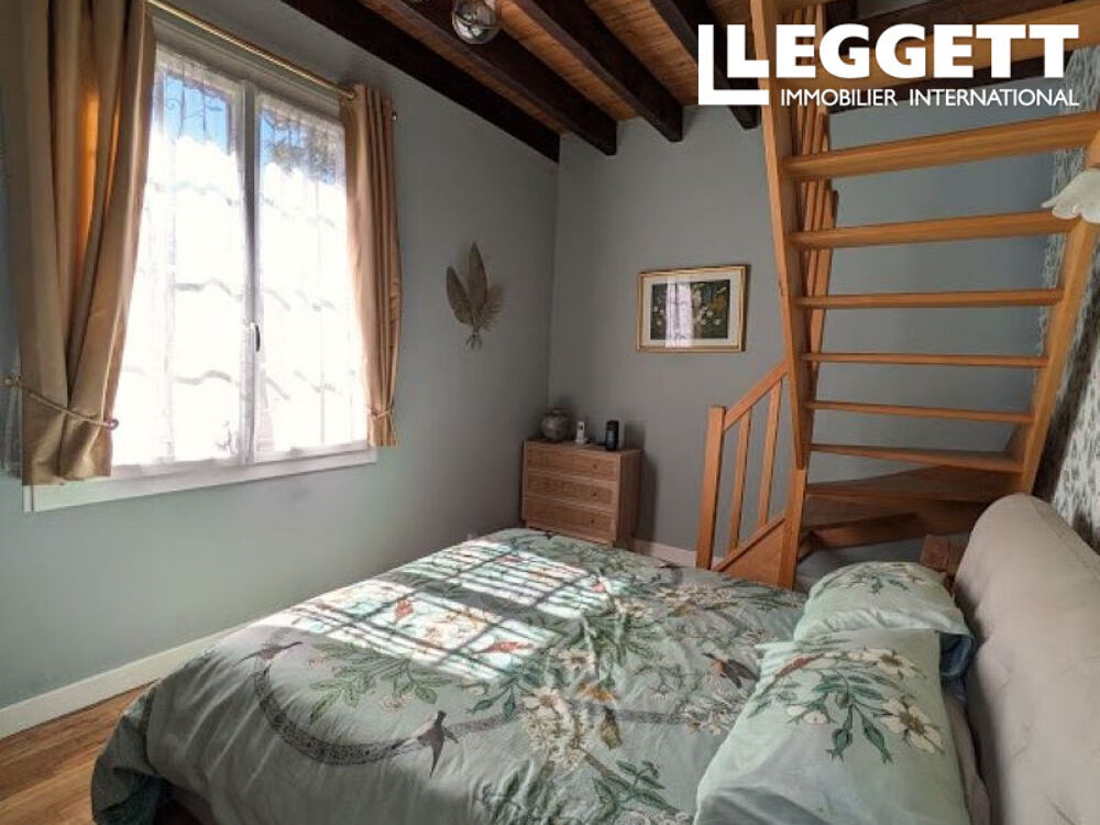 Vente Maison Maison familiale avec 3 chambres, atelier, dépendances et accès à la rivière situé dans hameau tranquille Thenay