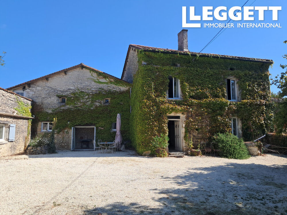 Vente Maison Belle maison en pierre avec piscine et six chambres près de Verteillac Gout-rossignol
