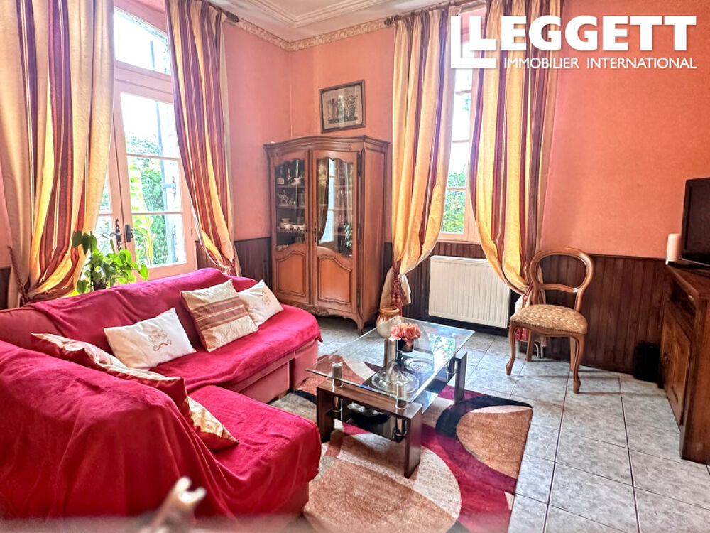 Vente Maison Magnifique manoir de quatre chambres situé dans un endroit paisible, grande grange, jardin isolé et parking Villetoureix