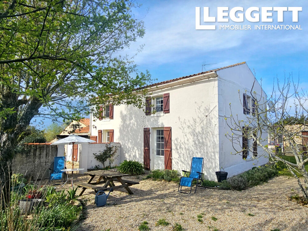Vente Maison Propriété avec maison rénovée de 4 chambres, 6 659 m² de terrain, dépendances et seconde bâtisse à rénover Saint-martin-des-fontaines