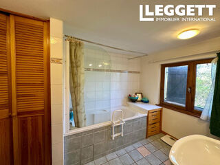  Maison  vendre 6 pices 170 m