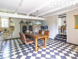  Maison � vendre 15 + pi�ces 487 m�