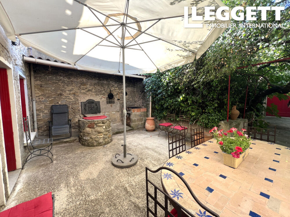 Vente Maison Belle maison de village entièrement rénovée, comprenant 9 pièces, un jardin privé, une grande grange. Trausse