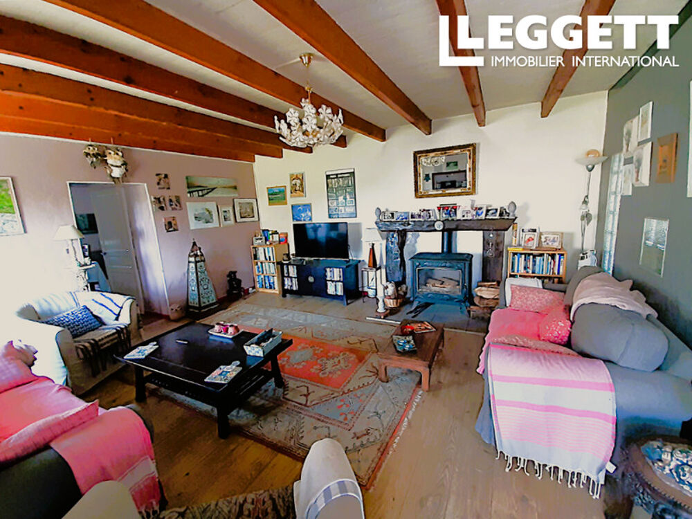 Vente Maison Charmante maison de 3 à 4 chambres située à Gout Rossignol, et à proximité de villages dotés de commerces. Gout-rossignol
