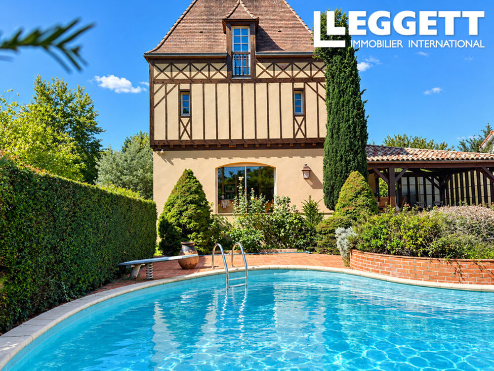 Vente Maison Dordogne-Montpon-Ménestérol - Maison de caractère au charme authentique au calme, 7 chambres, piscine et parc Montpon-mÉnestÉrol
