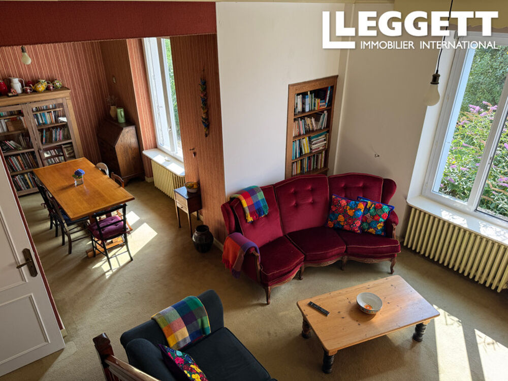 Vente Maison Maison familiale de 4 chambres à Rostrenen, proche de toutes commodités et du lac de Guerlédan Rostrenen