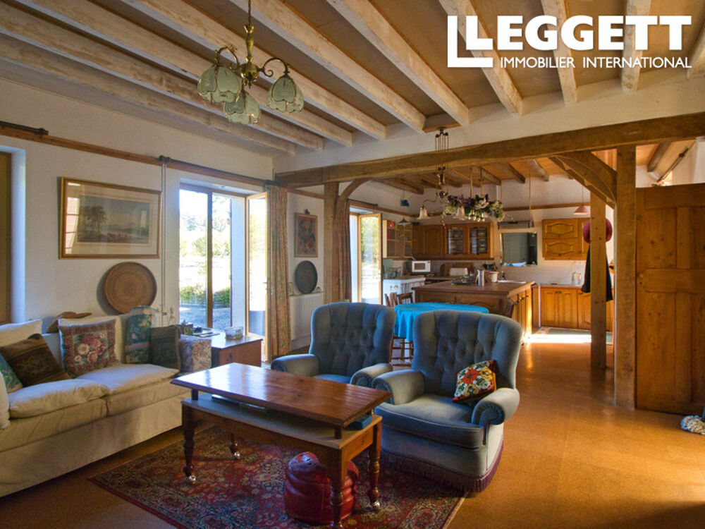 Vente Maison Grande maison de village, 5 chambres, beaux volumes, grand jardin et fort potentiel AubignÉ-racan