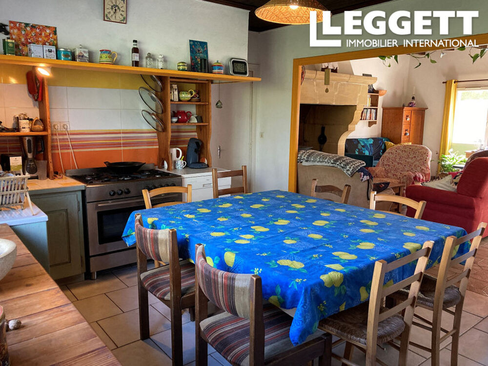 Vente Maison Ferme composée d'une maison d'habitation et dépendances sur un terrain de plus de 15 hectares Catus