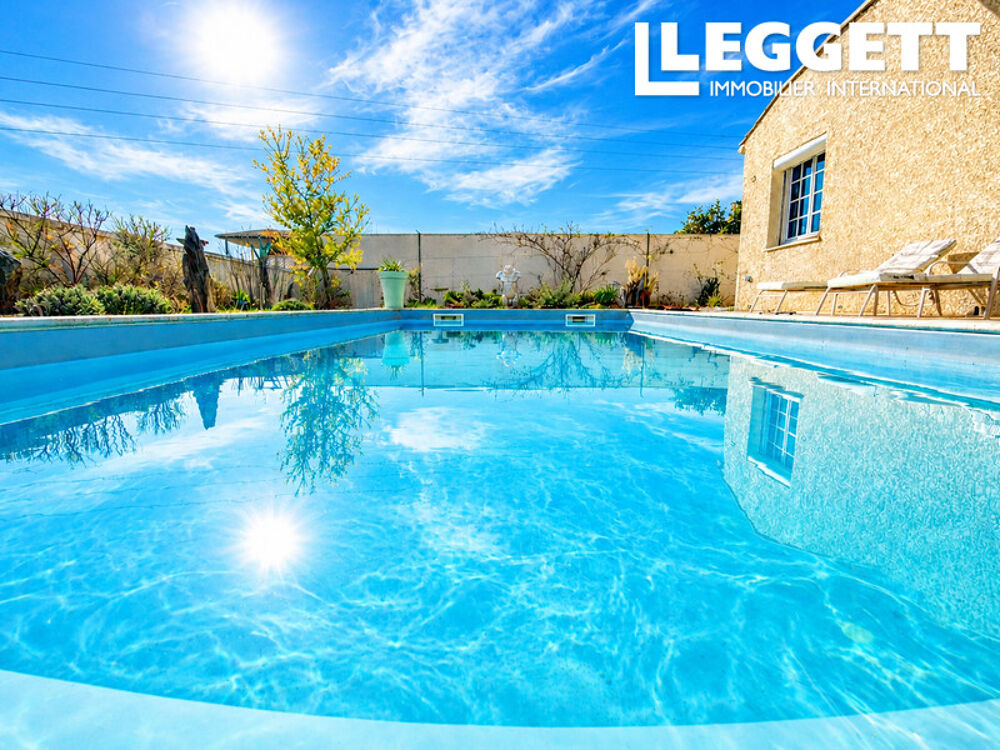 Vente Maison Villa de trois chambres avec piscine et jardin située dans le charmant village de Puissalicon Puissalicon