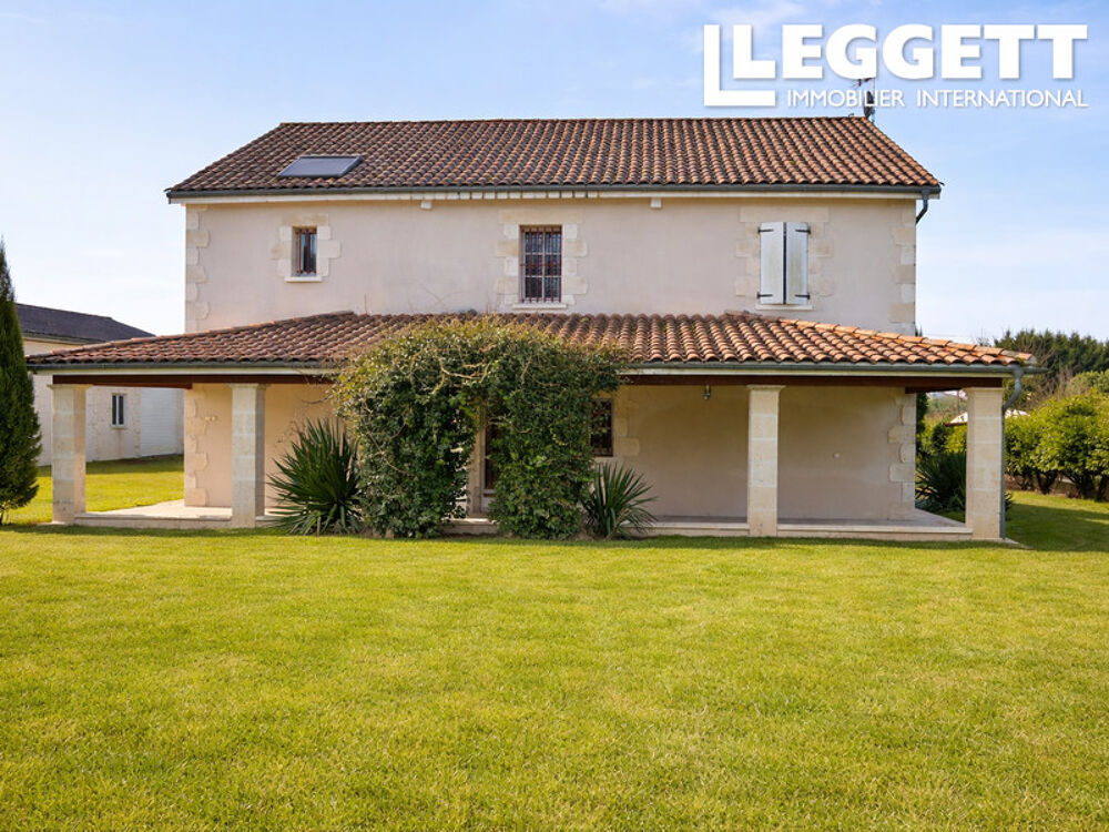 A 1h de Bordeaux, grande maison familiale de prestige en pierre avec double garage et grand jardin clos