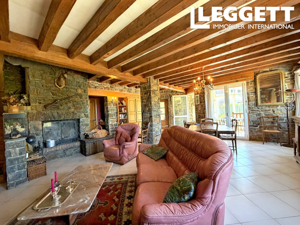 Vente Maison Maison de caractère en pierre et bois avec verrière ? Err Err