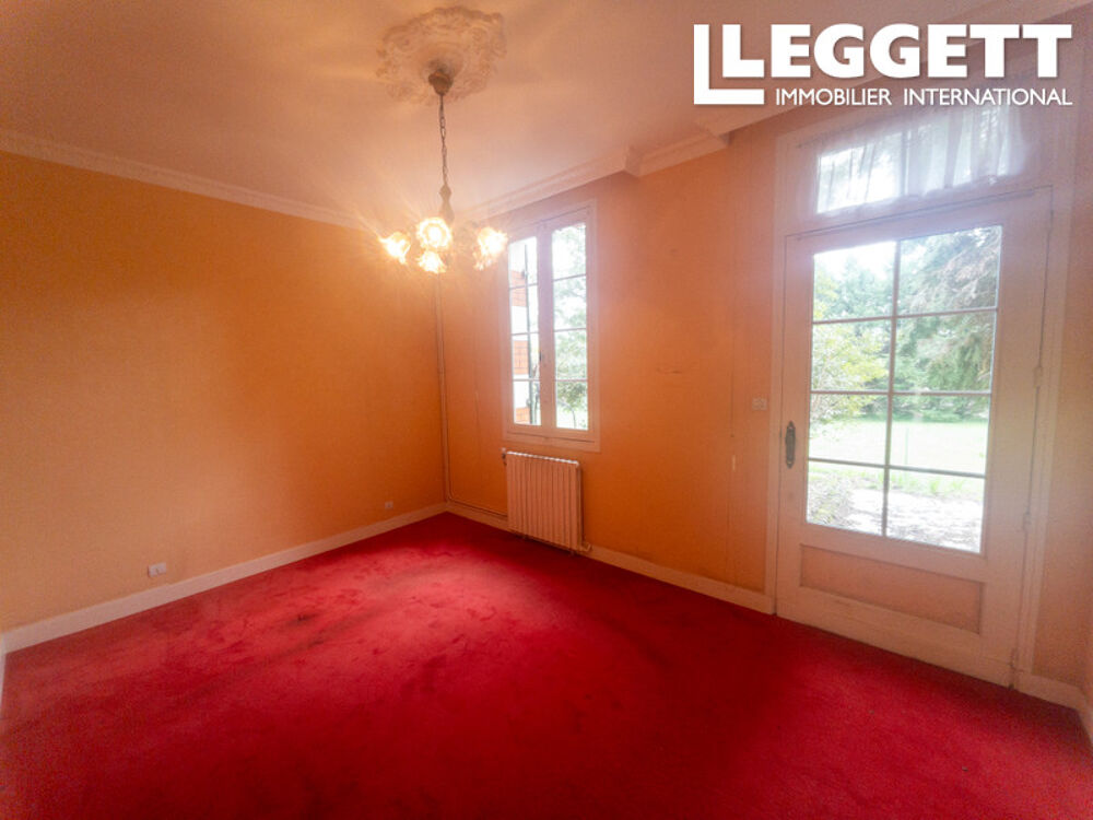 Vente Maison Maison de la Belle Époque avec double garage, atelier et jardin de 4 510 m² MÉdillac