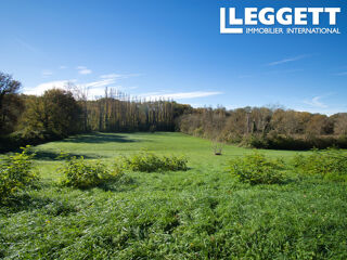  Remise / Grange � vendre 23570 m� Villeneuve-sur-lot