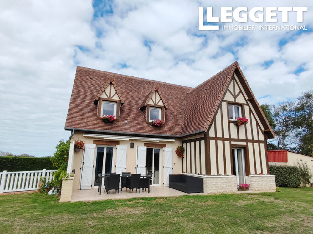 Vente Maison Propriété normande avec 2 gîtes, 4 735 m² de terrain, vue mer et plages à 10 min. Proche des commerces. Aure sur mer