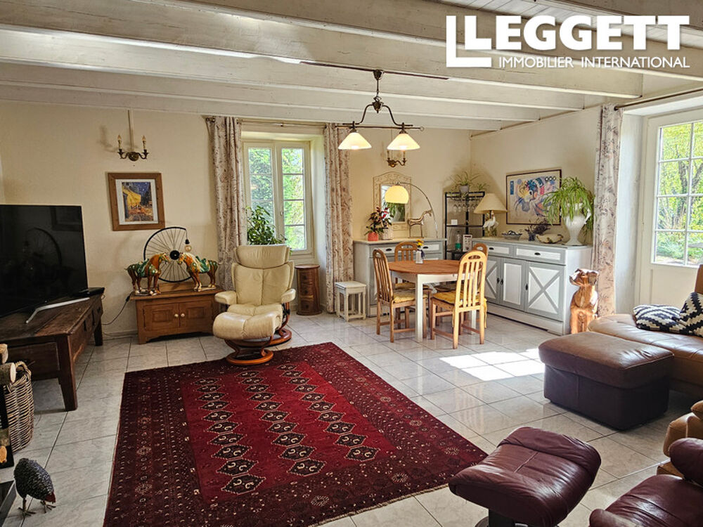 Vente Maison Maison en pierre rénovée de 4 chambres, 5659 m² de terrain, dépendances à Saint Martin des Fontaines Saint-martin-des-fontaines