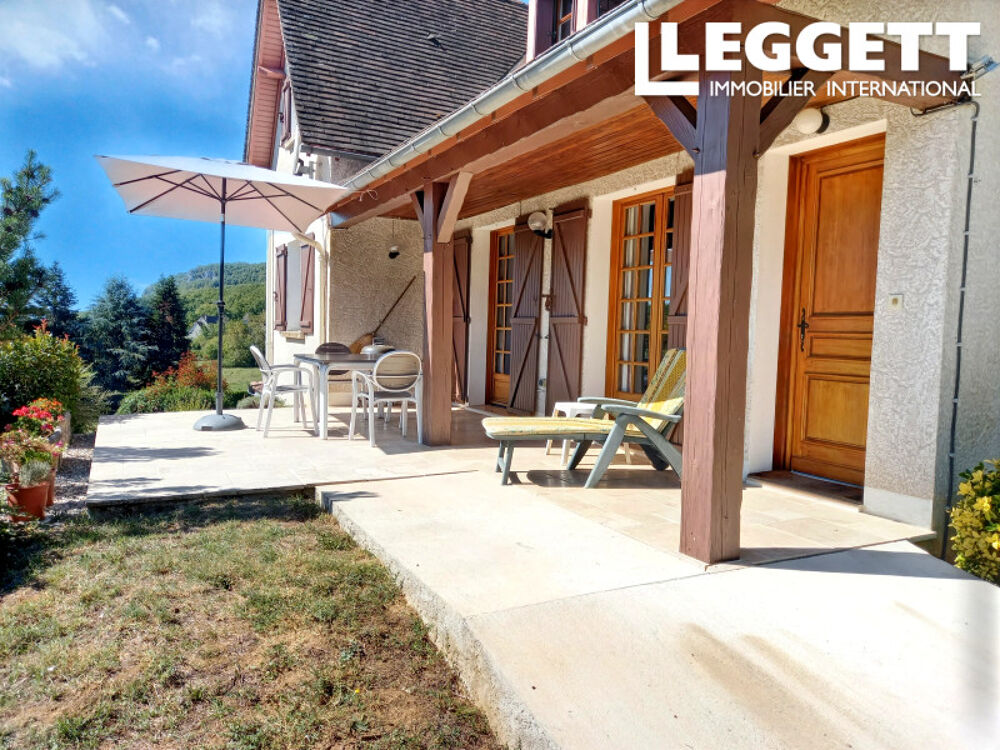 Charmante maison familiale avec magnifique jardin paysager