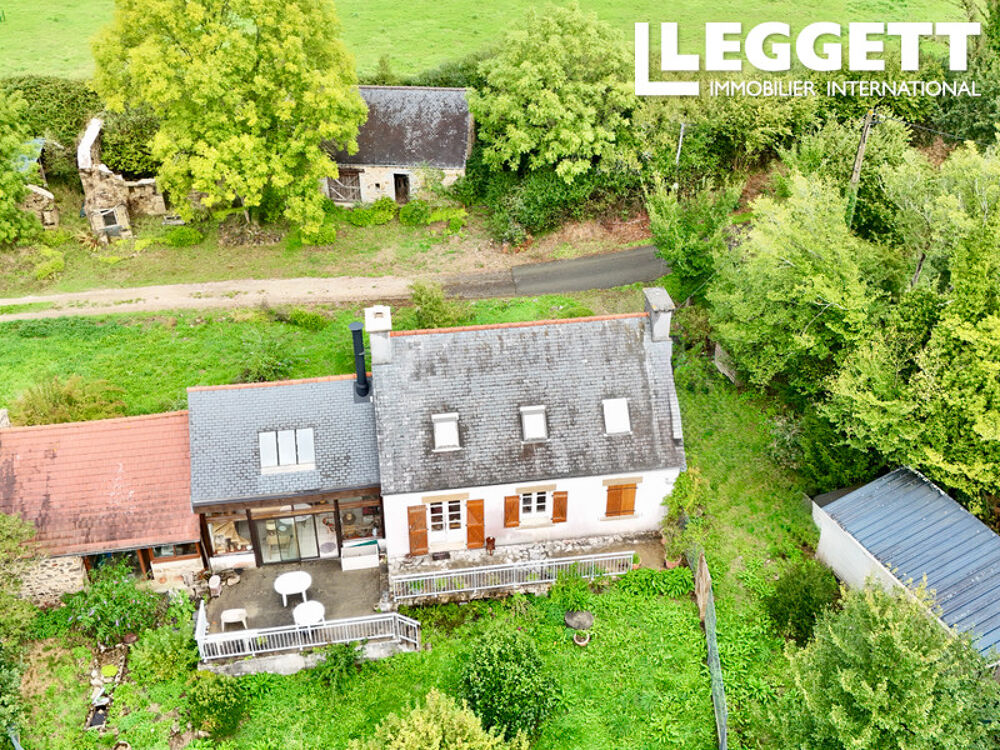 TREDUDER Maison de caractère avec 1,55 hectare ? Proche mer